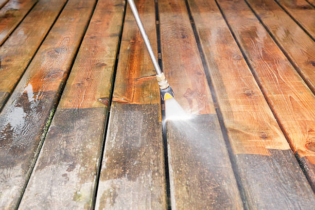 Best Playground Equipment Cleaning  in Evanston, IL